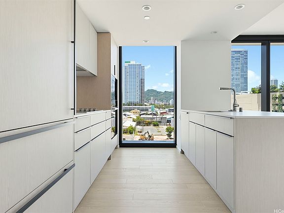 4th image of 333 Ward Ave #634