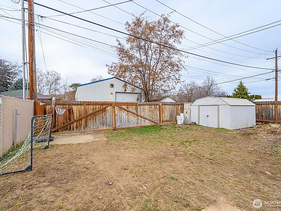 5th image of 247 NW D Street