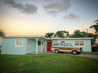 5700 SW 54th Ter, Davie, FL 33314