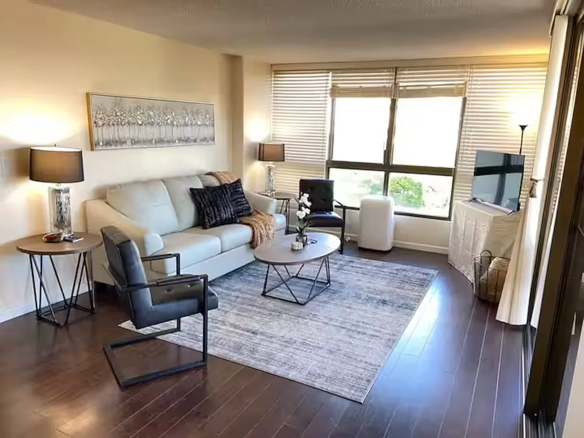 2 bed, $6,400 — Photo 2