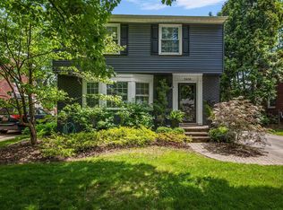 2438 Elmhurst Ave, Royal Oak, MI 48073