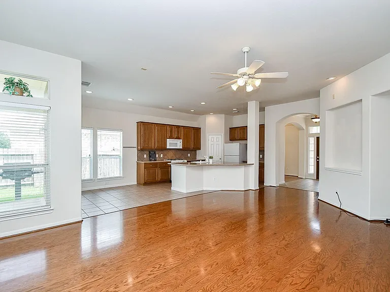 4703 Camden Brook Ln — Photo 9