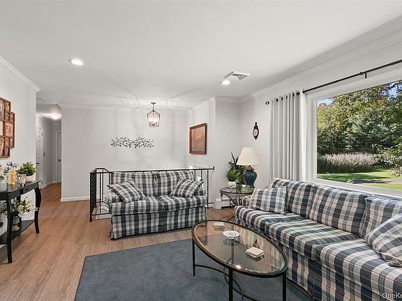 4th image of 257 Smith Ridge Road