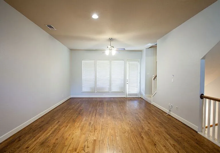 5124 Belmont Ave — Photo 18