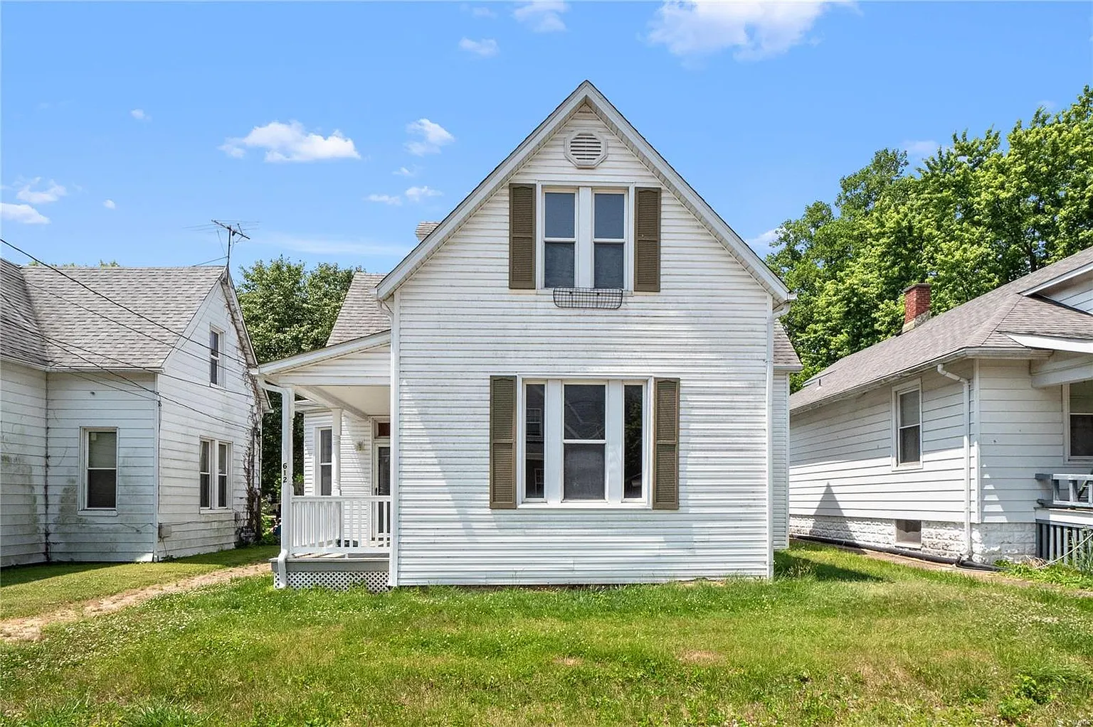 612 State St photo 1