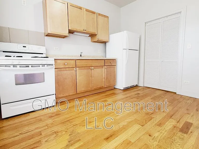 4048 W Lexington St #2 — Photo 5