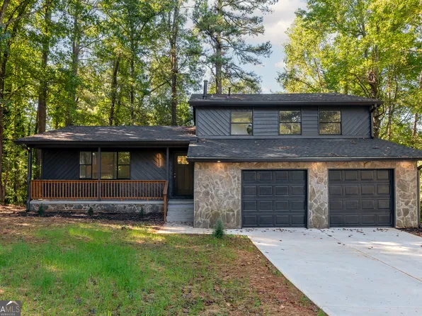 4055 Daron Ct, Ellenwood, GA 30294