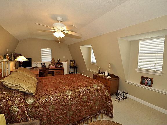 This is the upstairs bedroom. It is a very private room and the only thing upstairs.