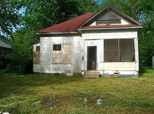 402 S 3rd St, Mc Gehee, AR 71654