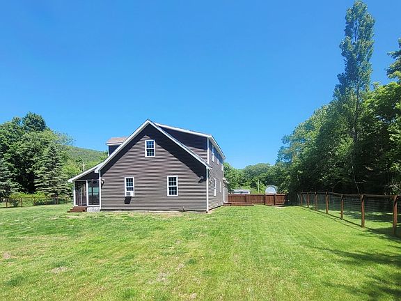 5th image of 309 Depot Street