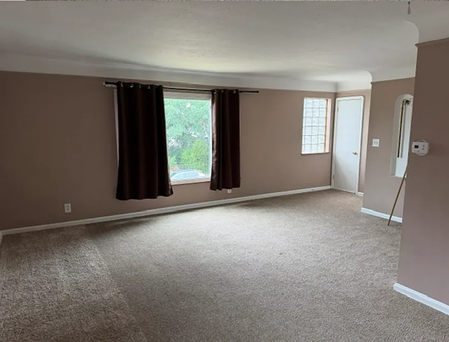 2 bed, 1020 sqft, $1,200 — Photo 2