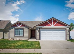 6933 N Fast Hawk Ln, Coeur D Alene, ID 83815