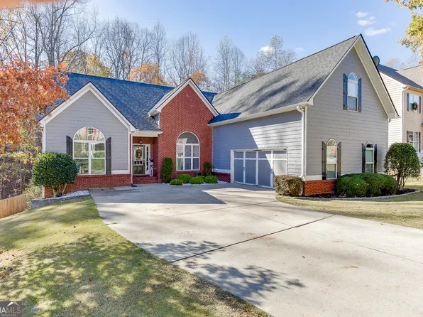 3958 Walnut Grove Way, Gainesville, GA 30506