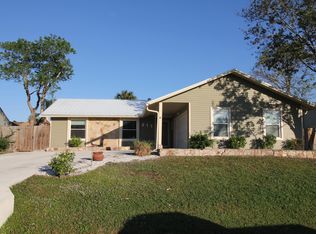 677 Seven Gables Cir SE, Palm Bay, FL 32909