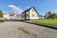Dartmouth St-S2210-001.jpg
