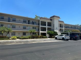 861 Maple Ct APT 104, Dunedin, FL 34698