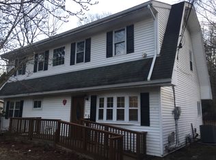 14 Toomey Dr, Poughkeepsie, NY 12603