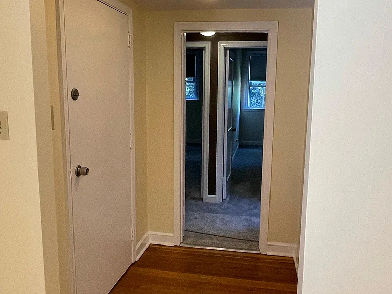 871 W Walnut Ln #2 — Photo 14