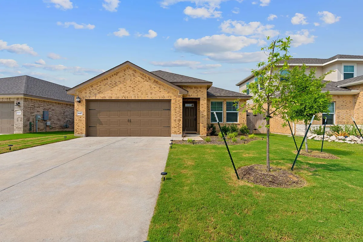 Building Photo - 14417 Heartland Dr
