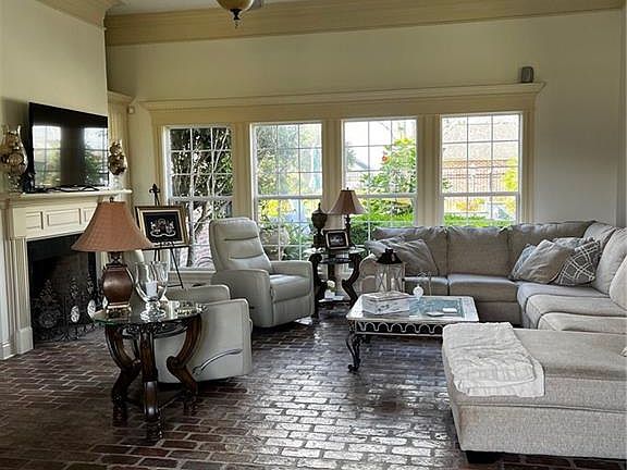 4th image of 200 Bellingrath Dr