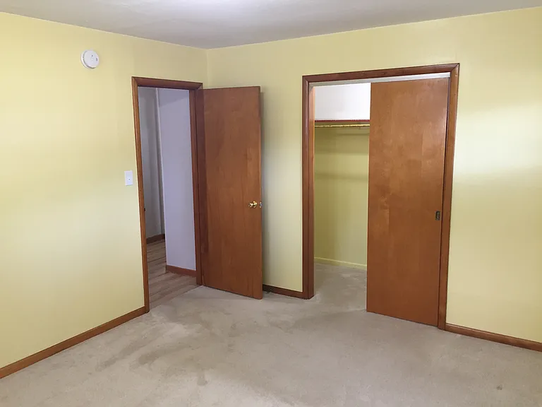 1205 W Waid Ave — Photo 9