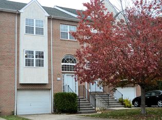 1964 West Ave, Conshohocken, PA 19428