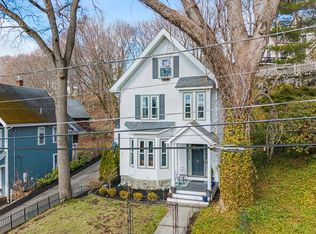 26 Poplar St, Melrose, MA 02176