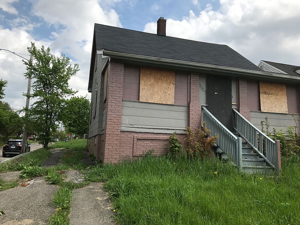 2nd image of 3983 E 121st St