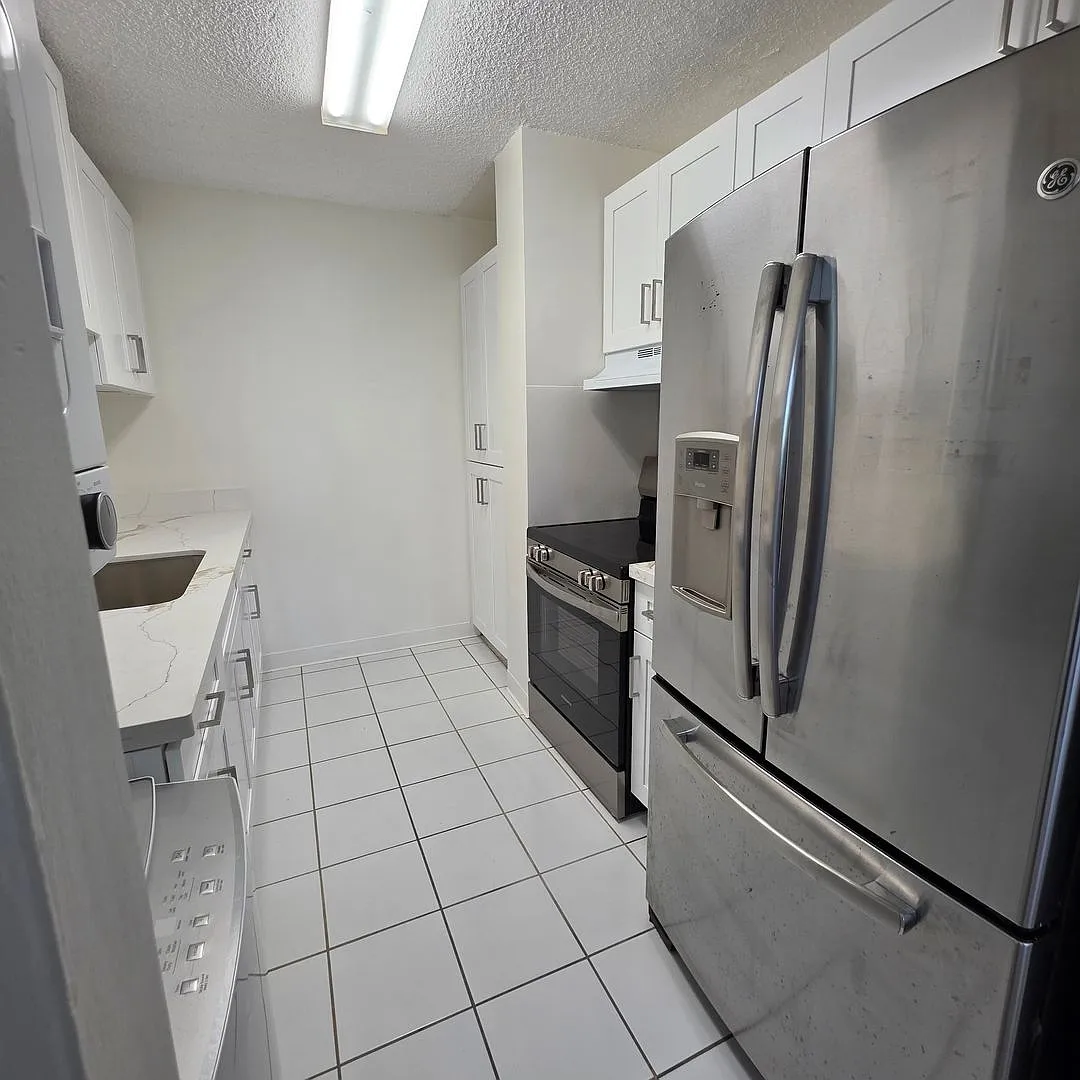 Newly Renovated 3-Bedroom, 2-Bath Unit Near Pearlridge Shopping Center — Photo 3