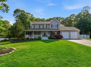 77 N Woods Road, Baiting Hollow, NY 11933