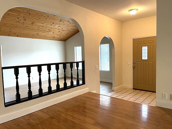 2nd image of 14611 Sun Forest Dr