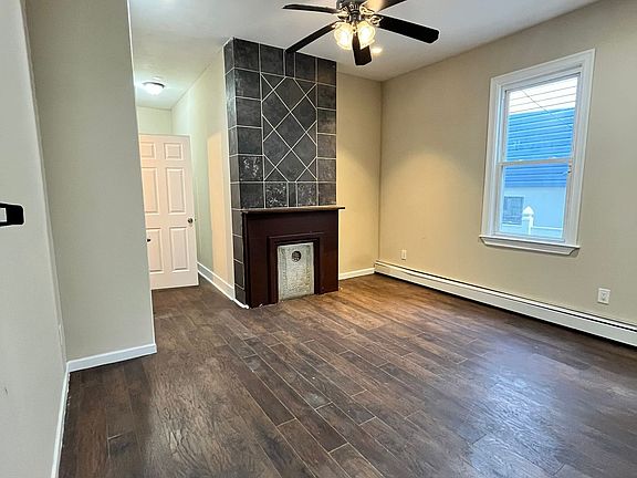 3rd image of 332 Forrest St #1