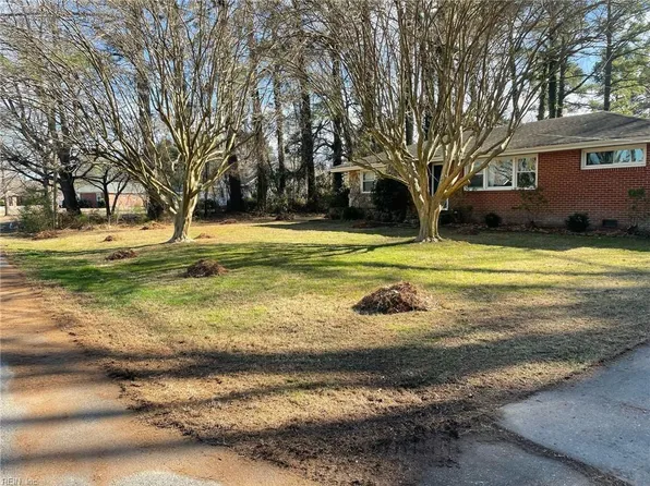 2229 Bugle Dr N, Chesapeake, VA 23321