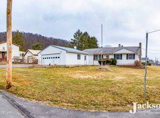 50 Weaver St, Linden, PA 17744
