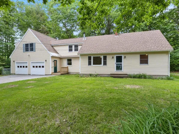 15 Kathy Lane, Cumberland, ME 04021