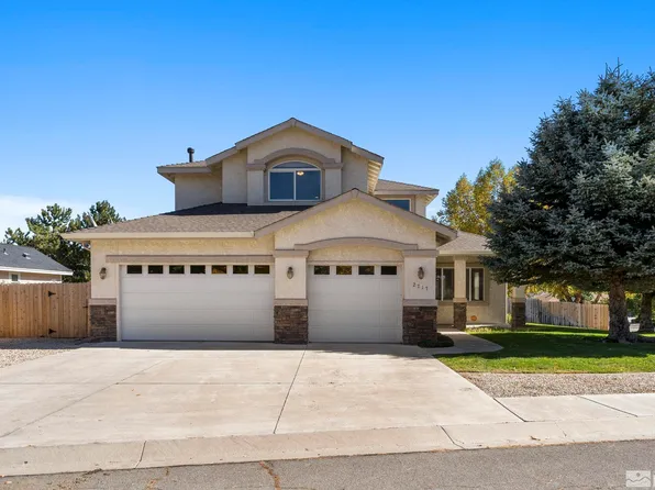 2717 Christmas Tree Dr, Carson City, NV 89703
