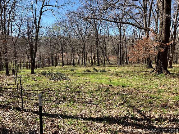 2nd image of 474482 E 850th Rd