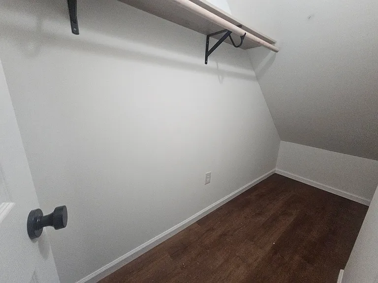 463 Cameron St SE #B — Photo 13