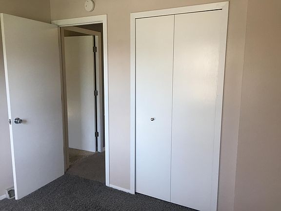 1st bedroom