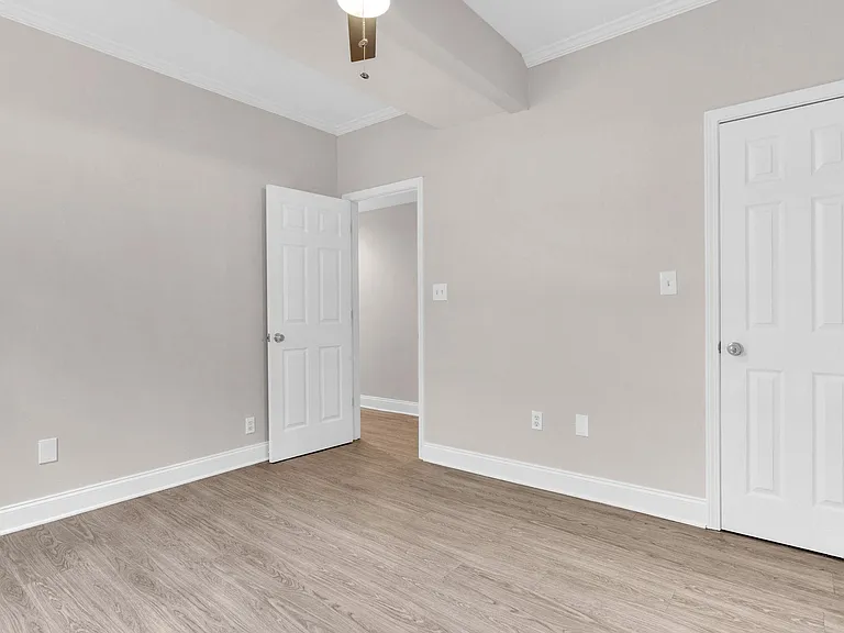 1046 Tilden St NW #C — Photo 18