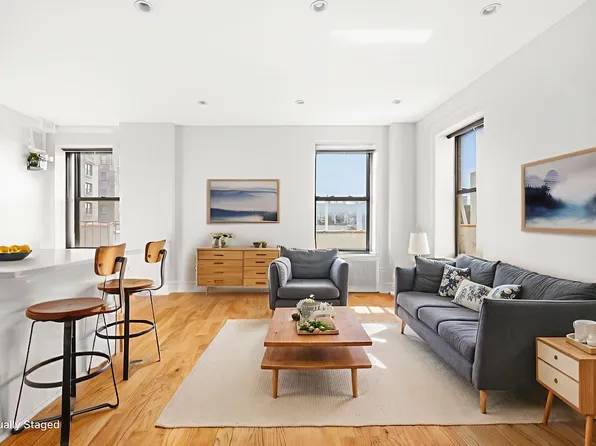 725 Riverside Dr APT 9F, New York, NY 10031