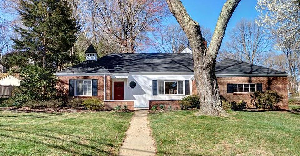 1st image of 3900 Rose Ln