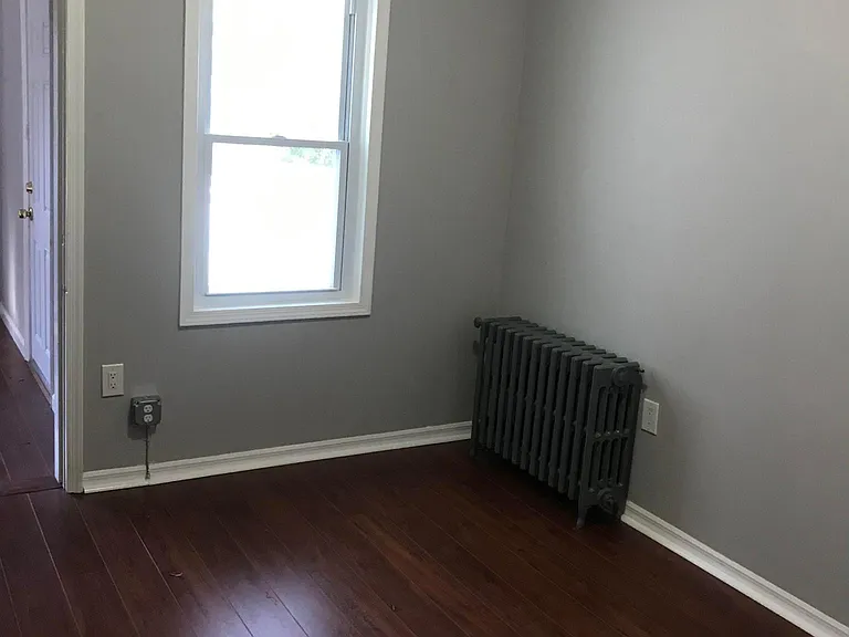 123 E Franklin Ave #1 — Photo 11