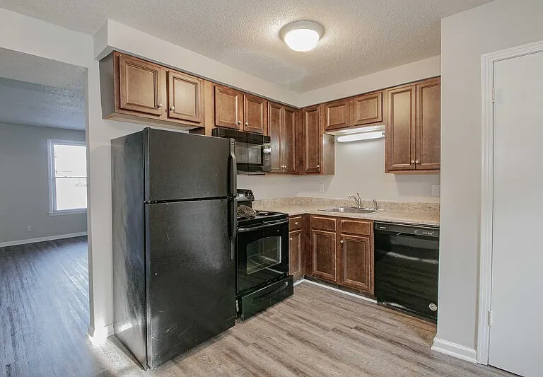 809B Golfview Pl — Photo 7