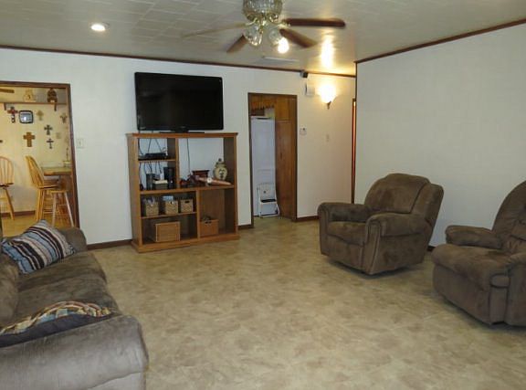 3rd image of 3612 Central Blvd