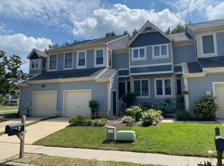 6 Fairway Ct, Dover, DE 19904