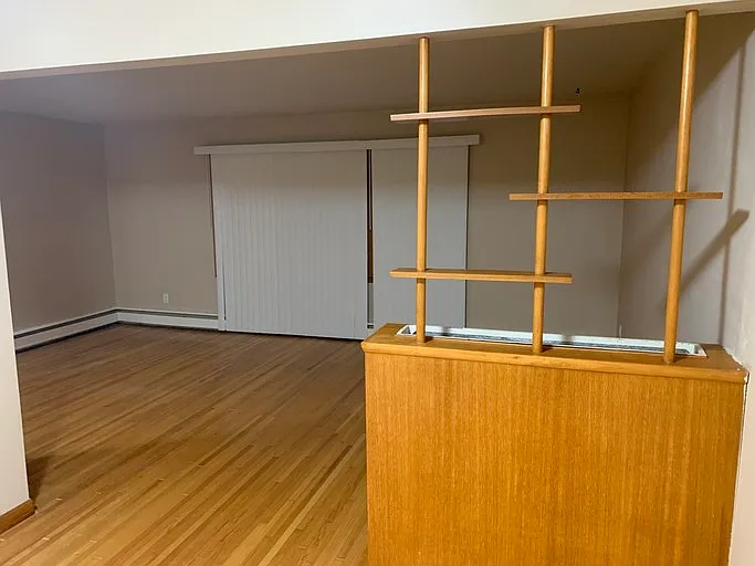 4 bed, 2.0 bath, 1475 sqft, $2,500 — Photo 4