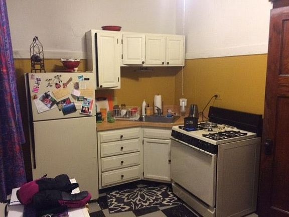 5th image of 808 N Oakley Blvd APT 1