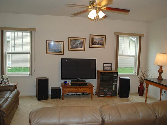 2nd image of 8412 Chelone Dr