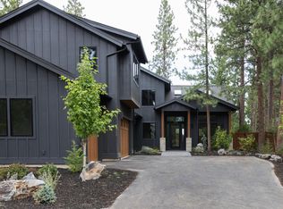 19546 E Campbell Rd, Bend, OR 97702